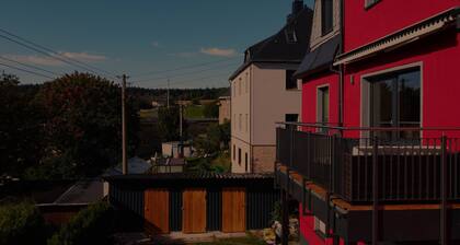 Apartment 'Ferienwohnung Am Bärenstein' with Balcony and Wi-Fi