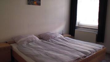 2 Schlafzimmer, Bügeleisen/Bügelbrett, kostenloses WLAN, Bettwäsche