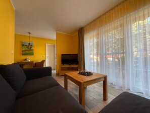 Televisio, pöytätennispöytä