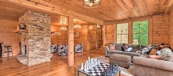 Lakefront Glass House Cabin w/ Mountain Views!
