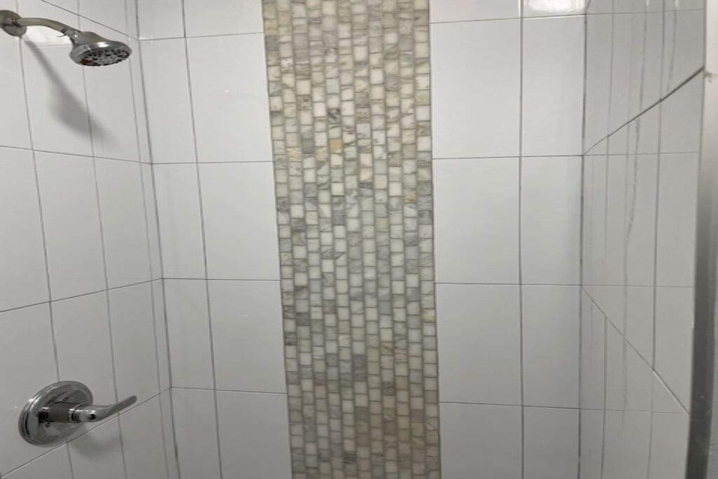 Hårtørrer, håndklæder, Sæbe, Shampoo