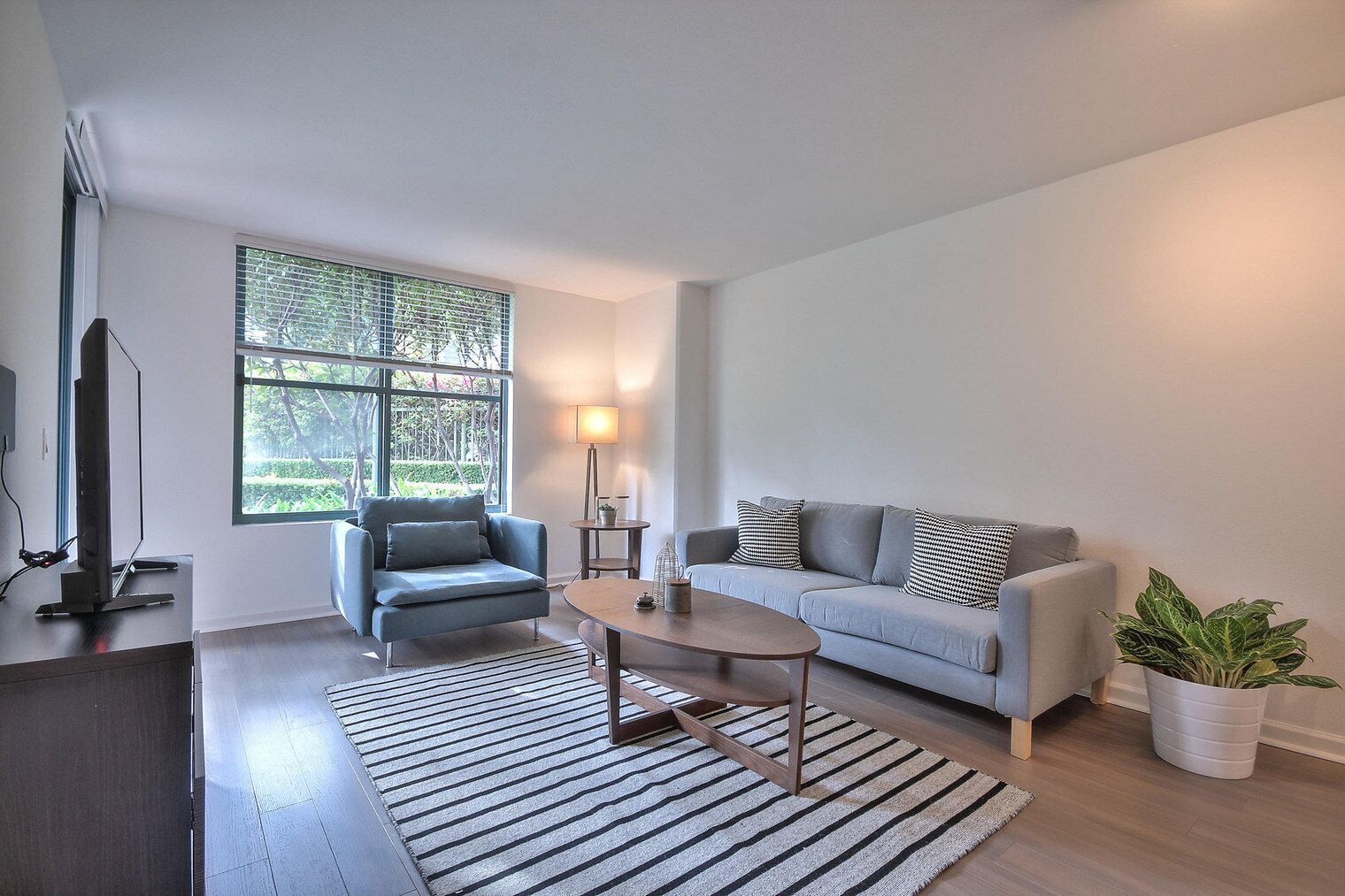Beautiful South Beach 1BR w/ Heated Pool, near AT&T Park, by Blueground