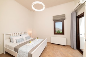 3 bedrooms, free cots/infant beds - Le Stelle Villa Georgioupolis (Apokoronas)