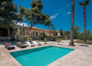 Villa | 1 bedroom, free cots/infant beds