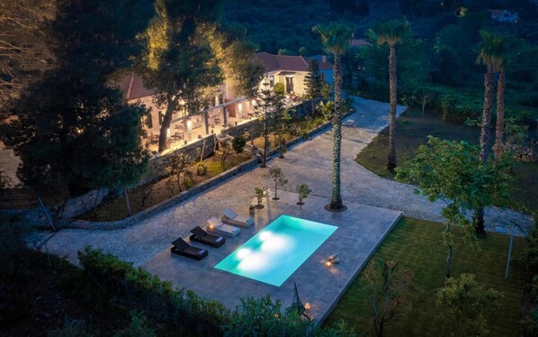 Villa | 1 bedroom, free cribs/infant beds - Pine Tree Villa With Pool (Zakynthos)