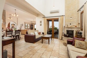 Villa | 3 bedrooms, soundproofing - Villa Erato in Nea Dimmata (Nea Dimmata)