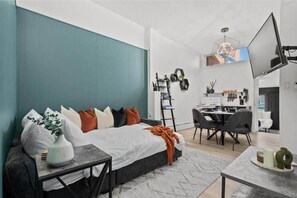 1 bedroom, iron/ironing board, WiFi, bed sheets