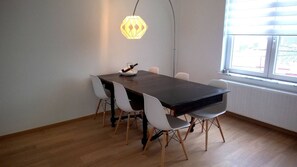 apartman, 1 hálószobával, dohányzó, erkély | Étkezési lehetőség