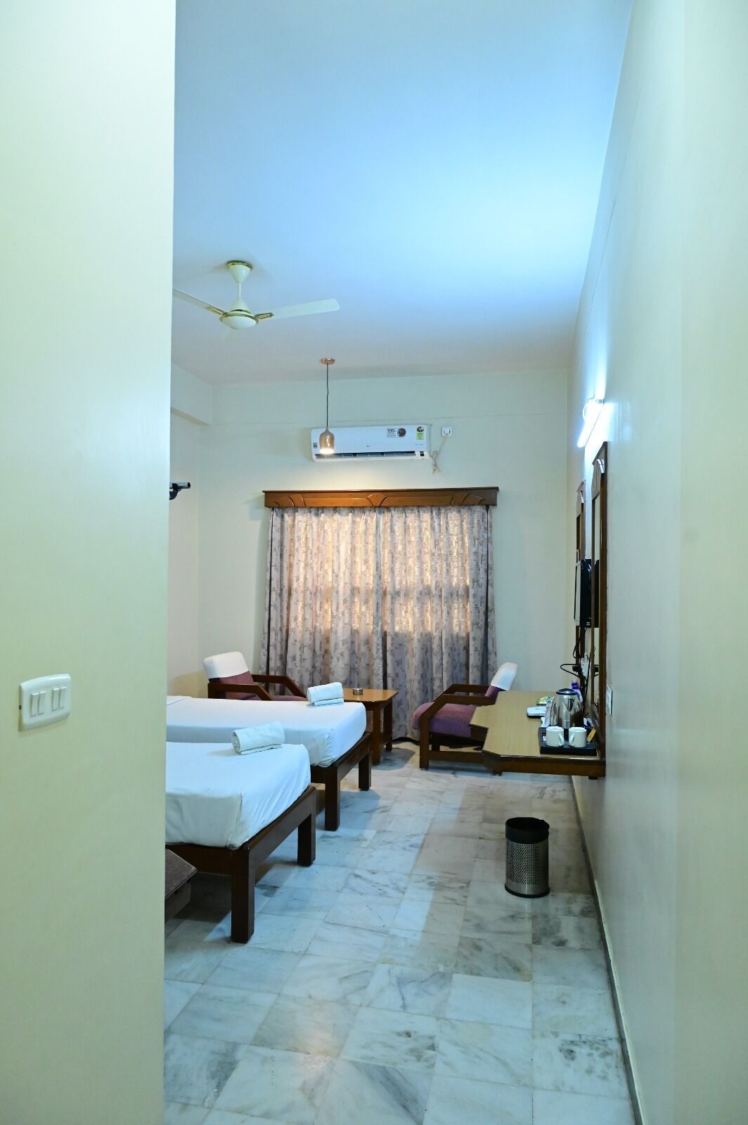 Deluxe Room | Free WiFi