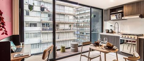 Fridge, microwave, oven, stovetop