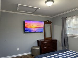 3 chambres, fer et planche à repasser, Wi-Fi, literie fournie