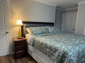 3 quartos, ferros/tábuas de passar roupa, Wi-Fi, roupa de cama