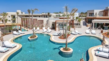 Seasonal outdoor pool, pool umbrellas, sun loungers