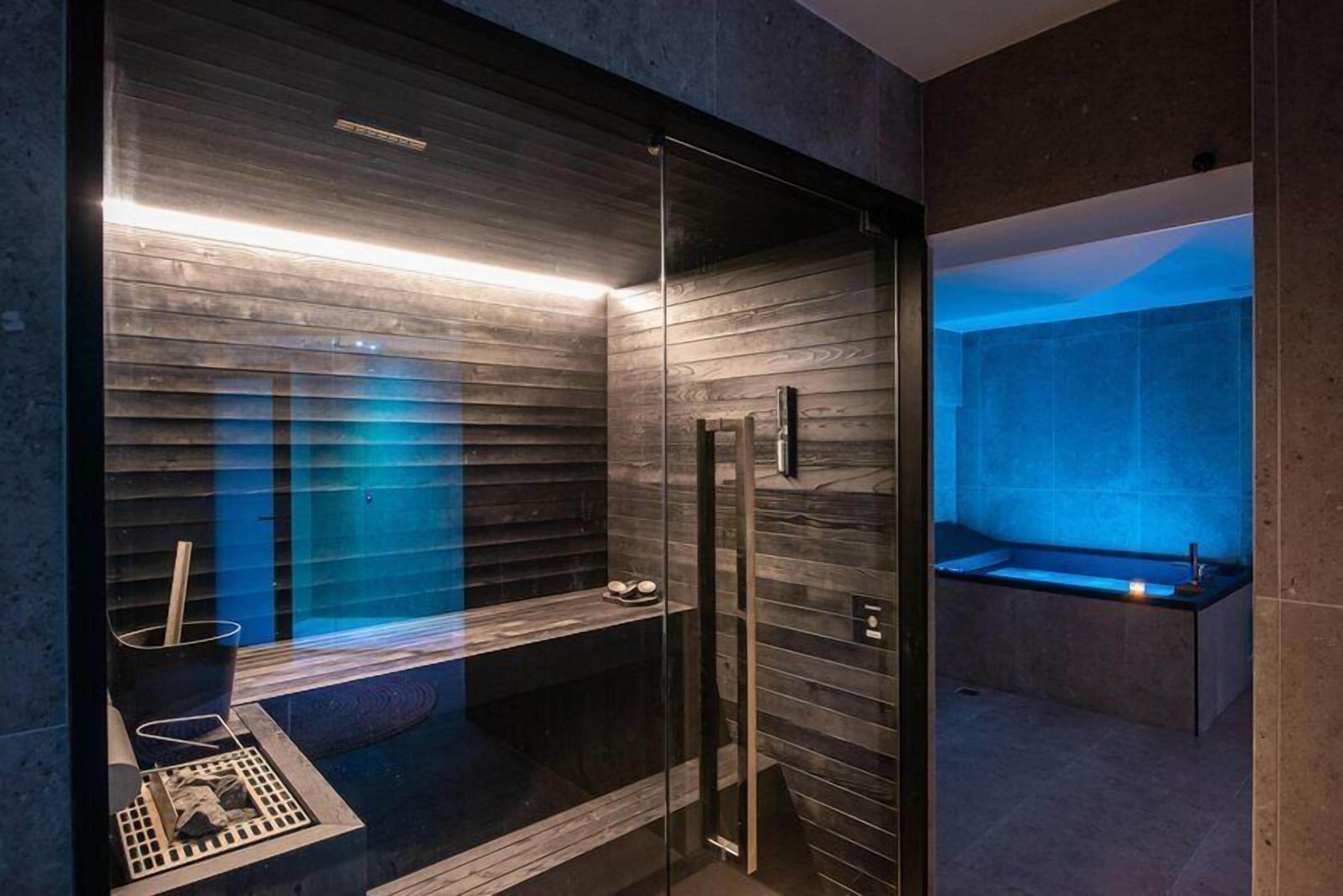 Body treatments, aromatherapy, deep-tissue massages, prenatal massages