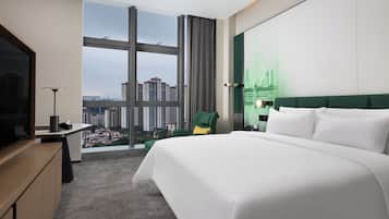 Habitación City, 1 habitación, no fumadores, vistas a la ciudad | Cortinas opacas, tabla de planchar con plancha, wifi gratis