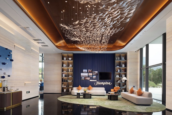 Área de estar no saguão