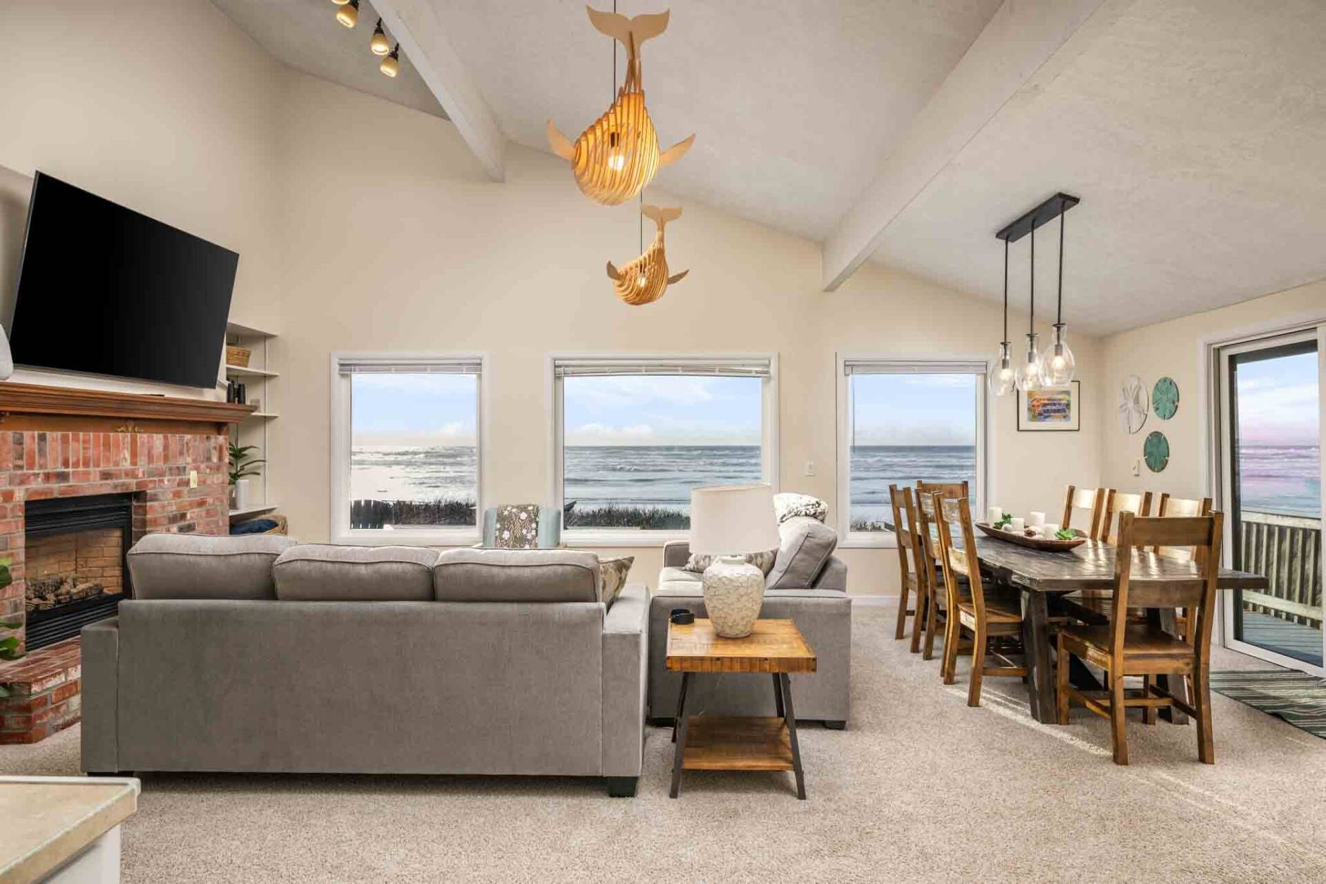 Smart-TV, Kamin, Tischfußball