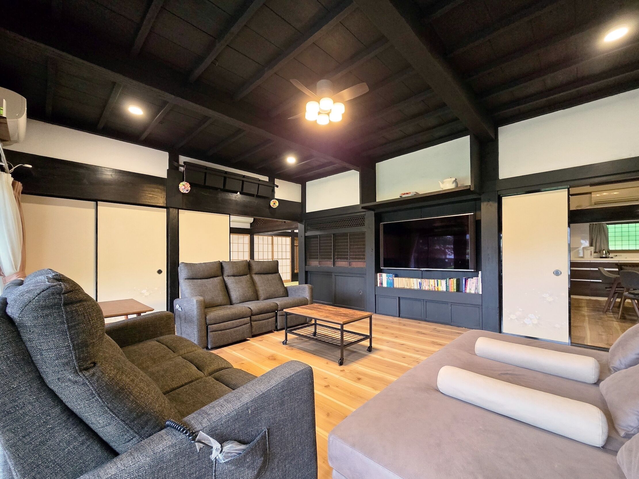 Deluxe House | In-room safe, blackout curtains, free WiFi, bed sheets