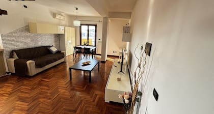 Evaguesthouse just minutes from Rome