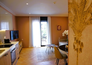 Classic Apartment | Living area