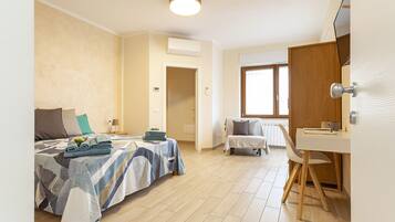 1 Schlafzimmer, BĂŒgeleisen/BĂŒgelbrett, Reisekinderbett, WLAN