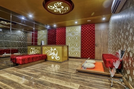 Spa. KANCHAN TILAK