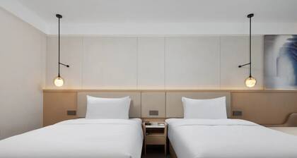 Novotel Jiaxing Port Area
