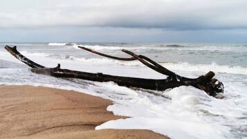Private beach nearby, white sand