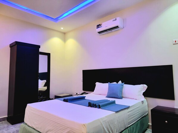 Deluxe Double Room | Free WiFi - Velmont Hotel (Dar es Salaam)