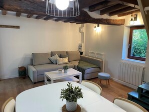 Living area - La Chaumine ` (STE OPPORTUNE LA MARE)