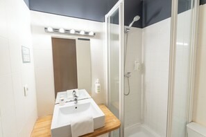 Ducha, cabezal de ducha tipo lluvia, artículos de tocador gratuitos