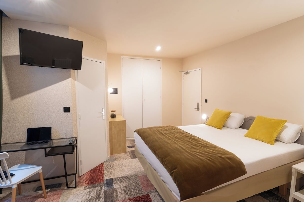 Suite | 1 slaapkamer, luxe beddengoed, pillowtop-bedden, individueel gedecoreerd