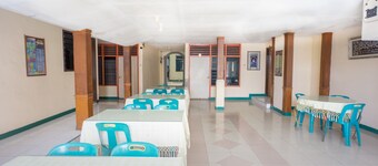 OYO 2180 Vina Vira Hotel