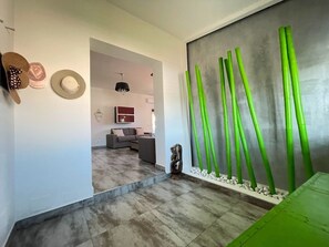 Nội thất lối vào