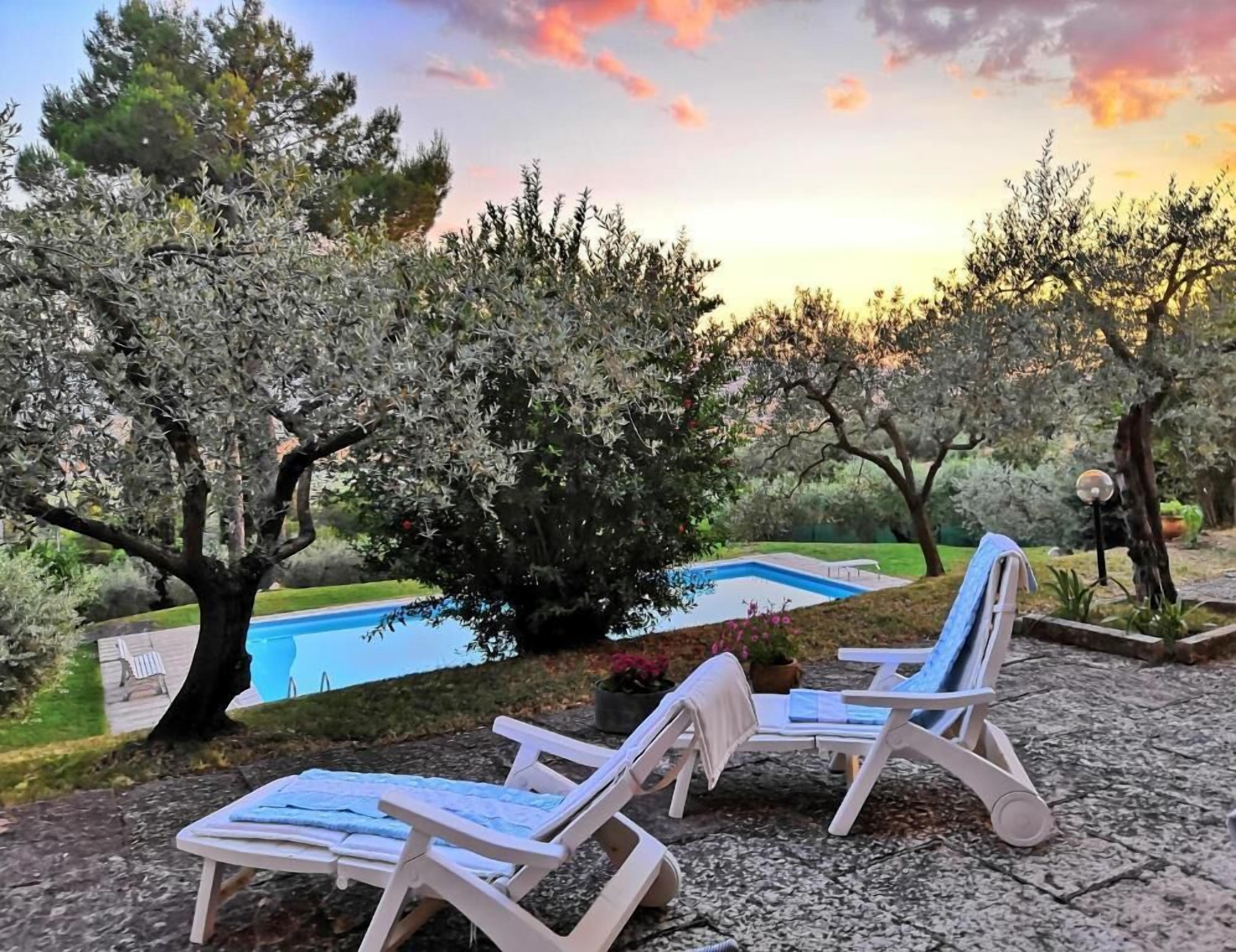 Seasonal outdoor pool