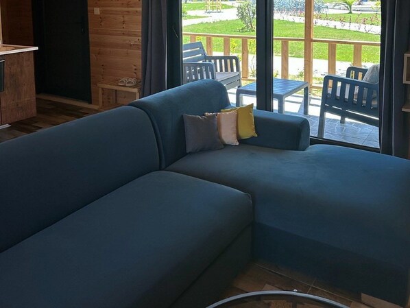 Superior-huvila | Ylelliset vuodevaatteet, minibaari, työpöytä, ilmainen Wi-Fi