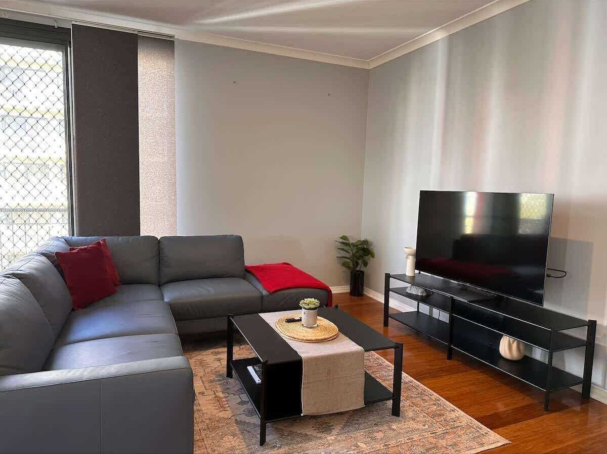 Smart TV, offices