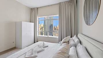 Design Apartment | 1 bedroom, Egyptian cotton sheets, premium bedding, in-room safe