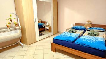 1 Schlafzimmer, Bügeleisen/Bügelbrett, WLAN, Bettwäsche