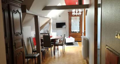 Appartement "CĂŽtĂ© cĆur" au centre de Munster