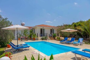 Villa | 3 bedrooms - Villa Katerina in Neo Chorio (Neo Chorio)