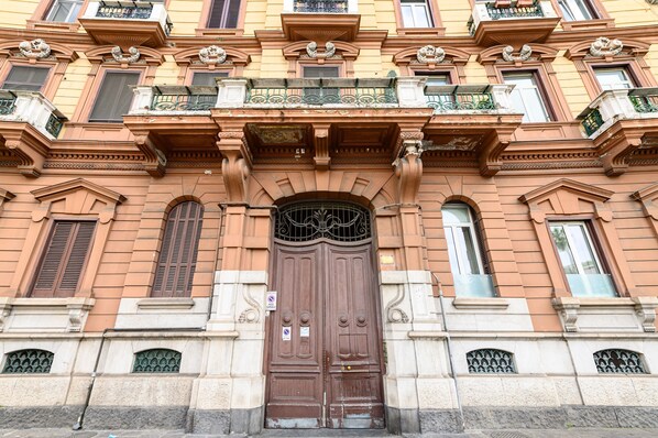 1 bedroom - Piazza Sannazzaro 200 - Monet (Naples)