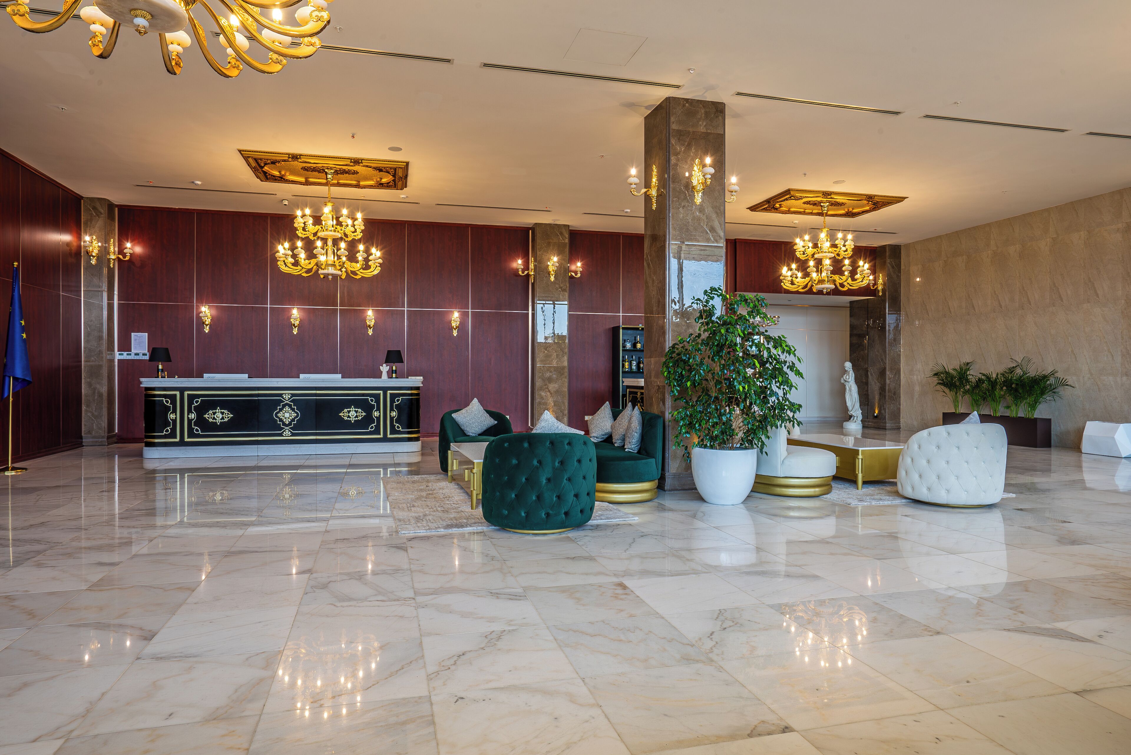 Coin salon dans le hall