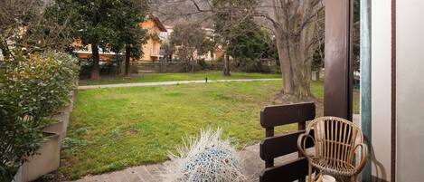 Business Triple Room | Garden view