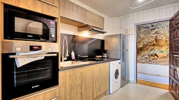 Kühlschrank, Mikrowelle