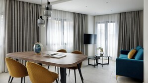 Living area - Hestia - Kolokotroni 23 (Athens)