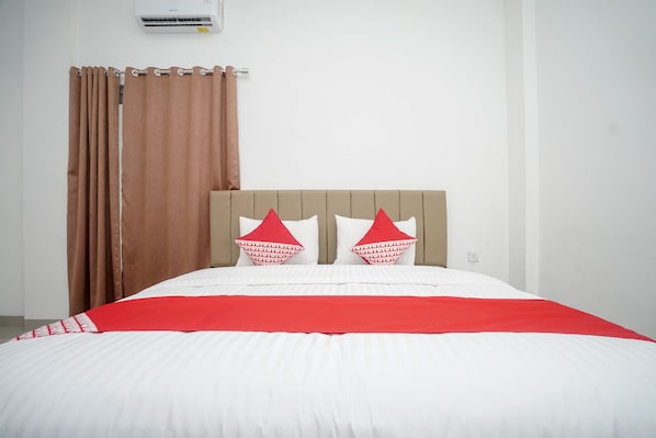 Chambre Standard double | Accès au Wi-Fi (inclus), literie fournie
