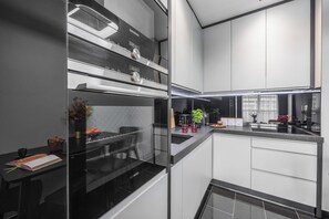 Leilighet – superior, 1 soverom | Eget tekjøkken | Mikrobølgeovn, ovn, kokeplater og oppvaskmaskin