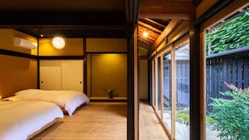 Hamakoya Sagen/2 bedrooms (6 people max), Non Smoking | 1 bedroom, down comforters, individually decorated, free WiFi