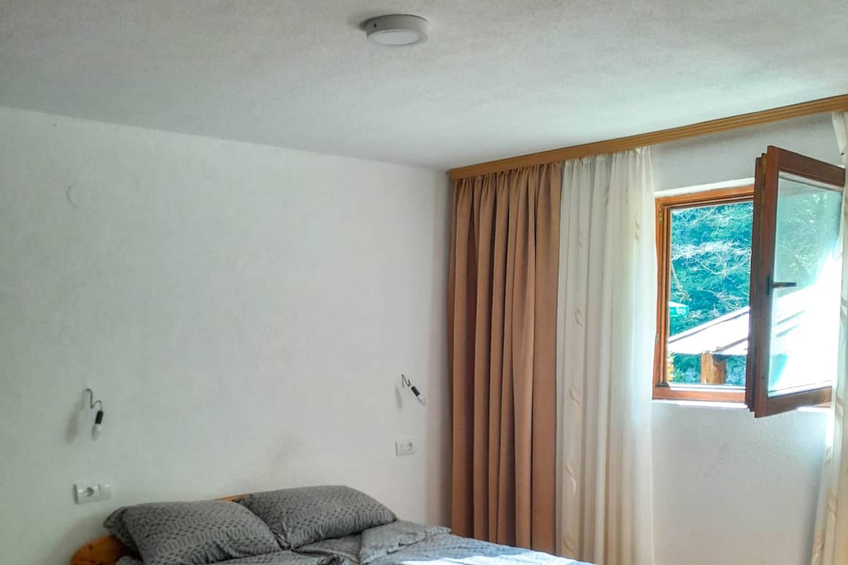 Comfort Room | Bed sheets